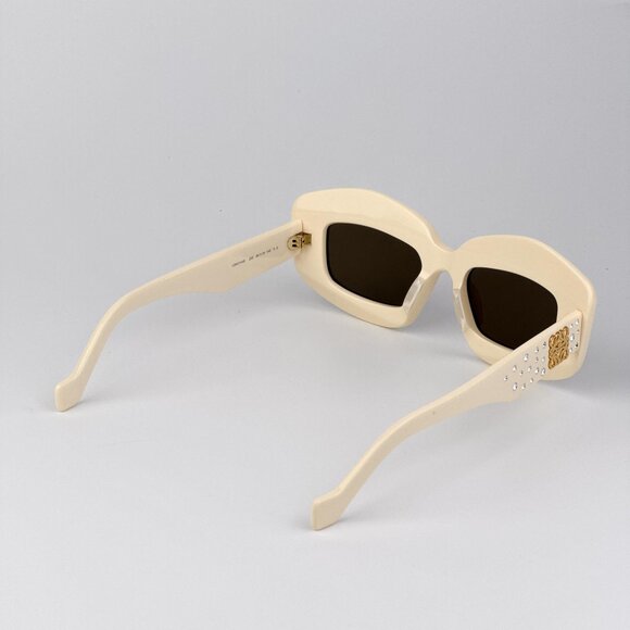 Loewe ANAGRAM LW4114IS Sunglasses – Crystal Studs Ivory Frame| Model LW4114IS 25 - Picture 5 of 13
